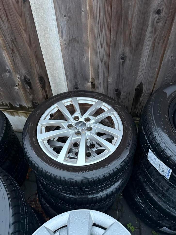 Audi a4/a3/a5 Velgen met Vredestein Winterbanden 205/50/17, Auto-onderdelen, Banden en Velgen, Banden en Velgen, Winterbanden