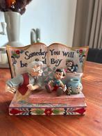 Disney traditions jim shore pinokkio storybook, Ophalen of Verzenden, Zo goed als nieuw, Steen, Aardewerk of Keramiek, Dier