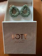 Lott oorbellen, Sieraden, Tassen en Uiterlijk, Oorbellen, Overige materialen, Ophalen of Verzenden, Zo goed als nieuw, Knopjes of Stekers