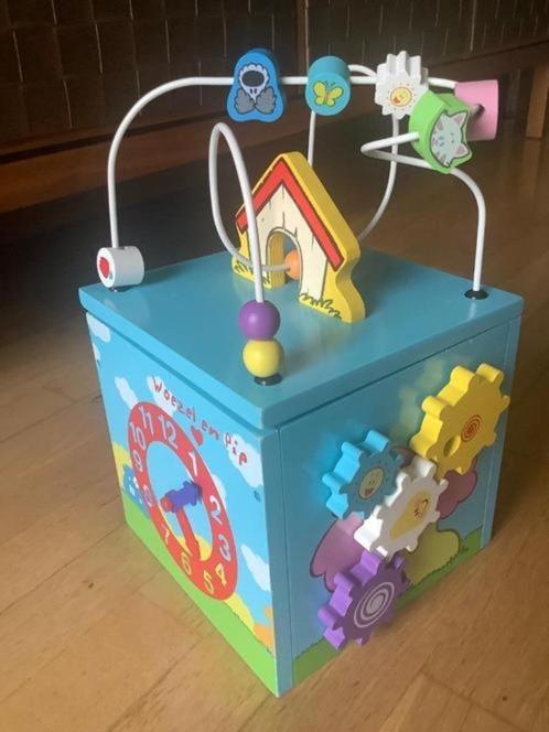 Woezel & Pip houten activiteitenkubus motoriekspeelgoed, Kinderen en Baby's, Speelgoed | Educatief en Creatief, Zo goed als nieuw