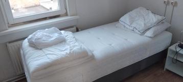 IKEA ESPEVAR Bed met HYLLSTAD Matras – Grijs – Verhuisuitver beschikbaar voor biedingen
