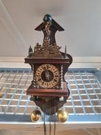Antieke Wandklok met Slinger, Antiek en Kunst, Antiek | Klokken, Ophalen of Verzenden