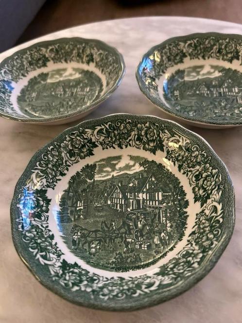 Engelse groene schaaltjes Stratford Stage, Antiek en Kunst, Antiek | Servies los, Ophalen of Verzenden