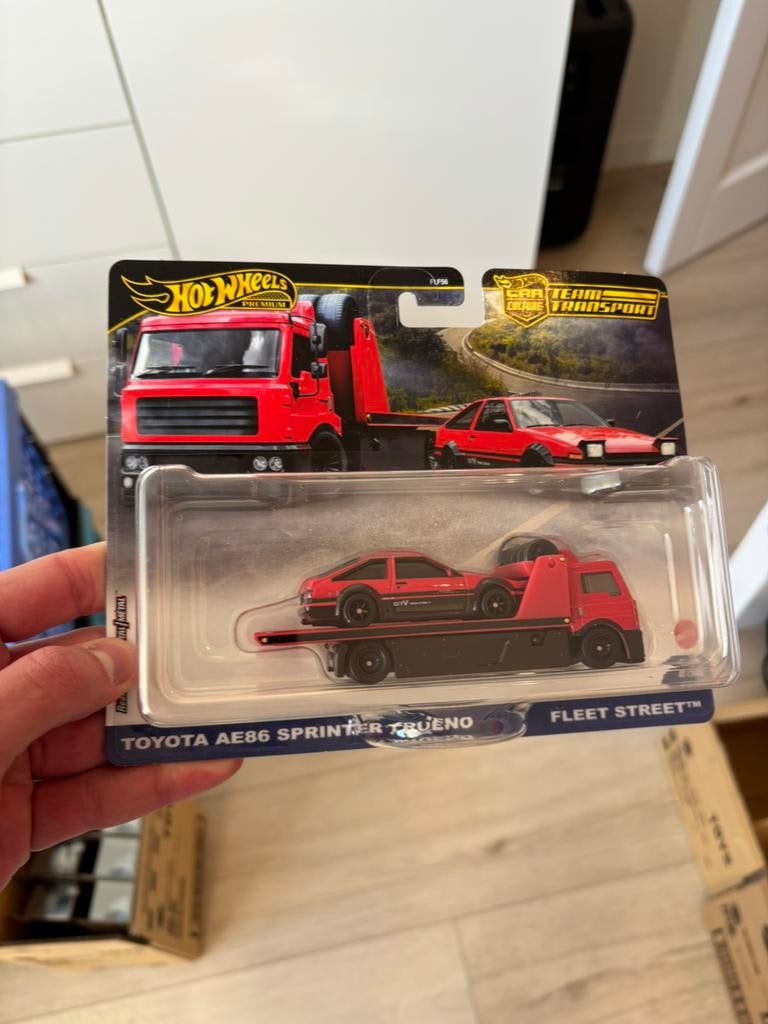 Hot wheels team transport Toyota AE86 sprinter trueno, Ophalen of Verzenden, Zo goed als nieuw, Auto