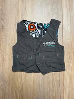 Donkergrijs gilet met opdruk van tekst, maat 104 van C&A, Kinderen en Baby's, Kinderkleding | Maat 104, Ophalen of Verzenden, Zo goed als nieuw