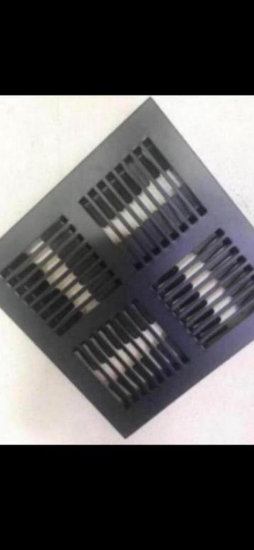 jaren ‘80 INDUSTRIEËLE 3-D WANDDECORATIE beschikbaar voor biedingen