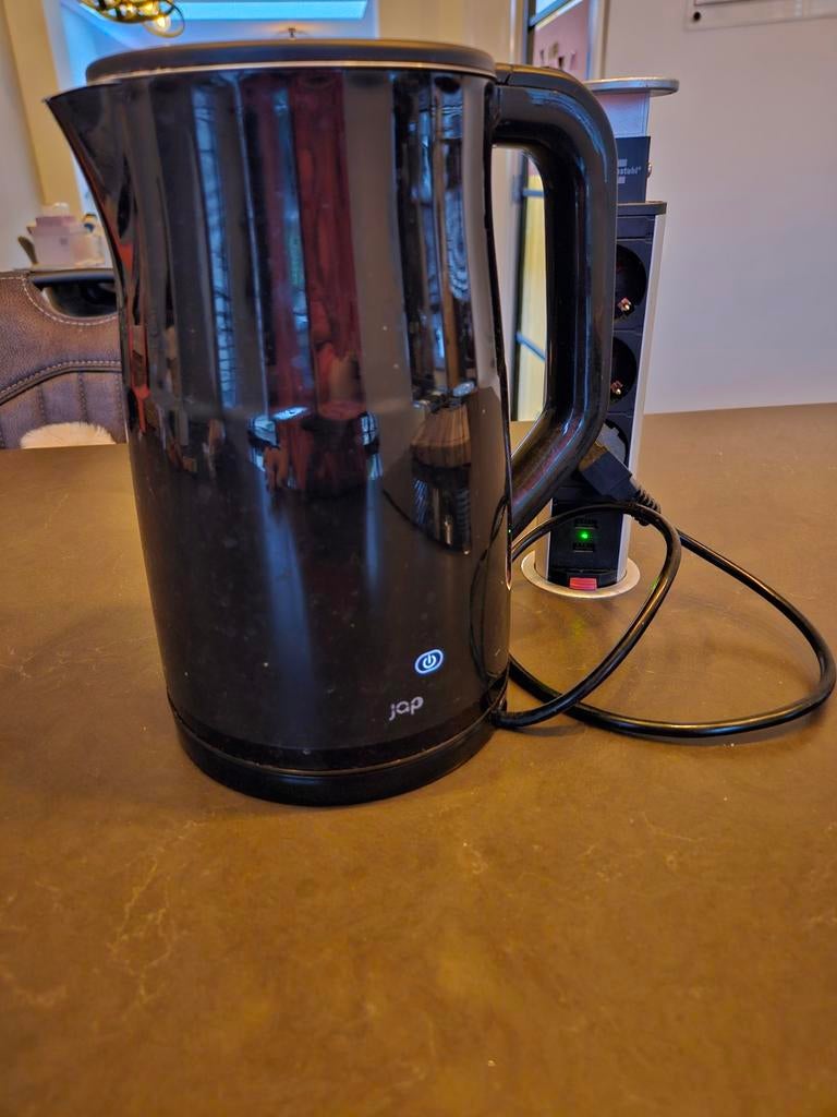 Waterkoker 'Jap', 1 tot 2 liter, Ophalen of Verzenden, Zo goed als nieuw