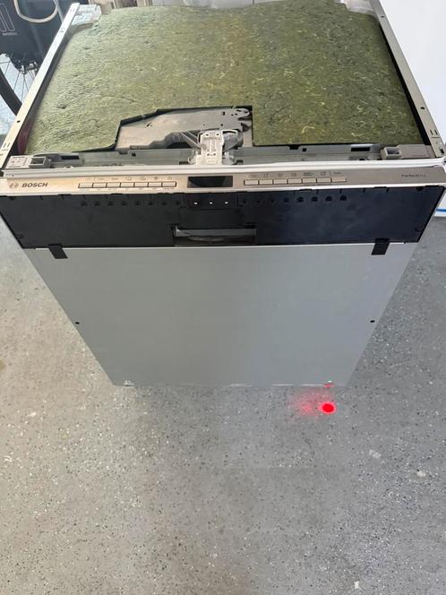 Bosch volledig geïntegreerde vaatwasser, Witgoed en Apparatuur, Vaatwasmachines, Zo goed als nieuw, Inbouw, Minder dan 85 cm, 45 tot 60 cm