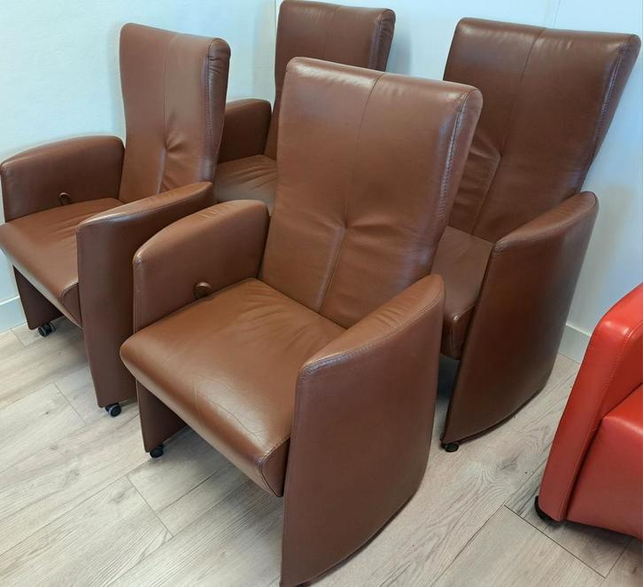 4 zeer mooie Leolux Doppler fauteuils/ eettafel stoelen, Huis en Inrichting, Fauteuils, Zo goed als nieuw, Leer, 75 tot 100 cm