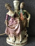 Vintage Porseleinen tafellamp voet. Romantisch stel, Ophalen of Verzenden