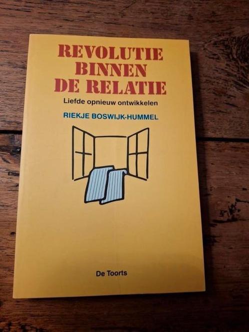 R. Boswijk-Hummel - Revolutie binnen de relatie, Boeken, Psychologie, Zo goed als nieuw, Ontwikkelingspsychologie, Ophalen of Verzenden
