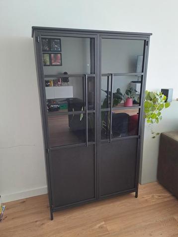 Woood Exhibit Vitrinekast - Stijlvol en Praktisch beschikbaar voor biedingen