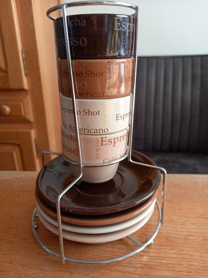 Espresso kopjes en schotels set met houder, Huis en Inrichting, Keuken | Servies, Kop(pen) en/of Schotel(s), Overige stijlen, Ophalen of Verzenden