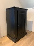 Brocante zwarte kast van hout, Ophalen, Brocante, landelijk, 50 tot 100 cm, 150 tot 200 cm