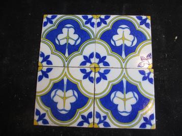 4 antieke tegels 13x13cm pure kleurige art nouveau uit 1900 beschikbaar voor biedingen