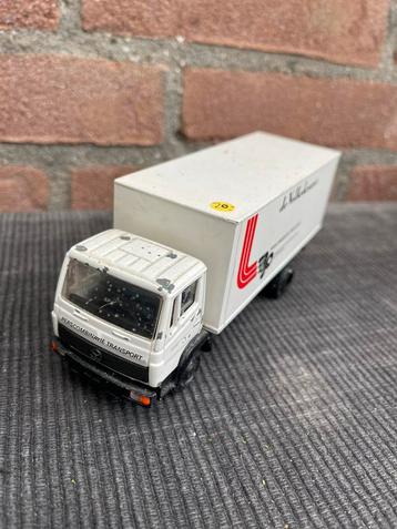 1:50 NZG MERCEDES BAKWAGEN ‘VOLKSKRANT’ beschikbaar voor biedingen