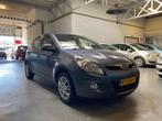 Hyundai I20 1.2i DynamicVersion |AIRCO|ISOFIX|EL.RAMEN|, Gebruikt, Zwart, 4 cilinders, Bedrijf
