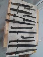 Lot bajonetten, Verzamelen, Militaria | Algemeen, Ophalen, Landmacht, Mes of Dolk