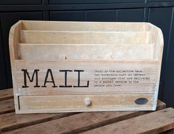 Postbak Riverdale beschikbaar voor biedingen