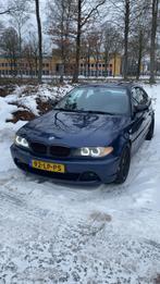 BMW 325ci e46, Auto's, Achterwielaandrijving, Zwart, Blauw, 75 €/maand