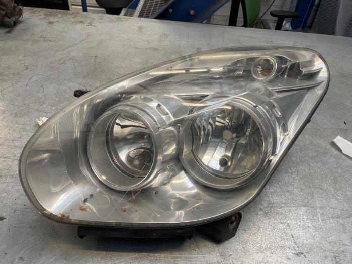 Koplamp links van een Fiat Doblo, Auto-onderdelen, Verlichting, Fiat, Gebruikt, 3 maanden garantie, Ophalen of Verzenden