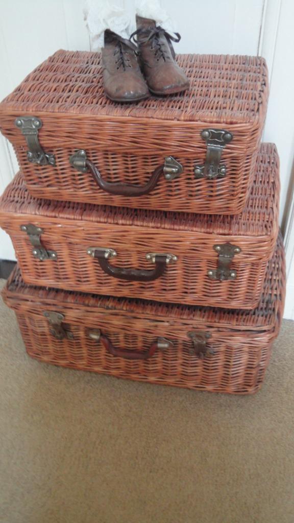 2 oude RIETEN / ROTAN KOFFERS voor oa auto, Antiek en Kunst, Antiek | Woonaccessoires, Ophalen of Verzenden