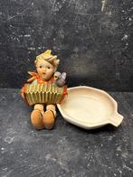 Goebel Hummel 114 ‘Let’s Sing’ W. Germany, Verzamelen, Beelden en Beeldjes, Ophalen of Verzenden, Zo goed als nieuw, Hummel