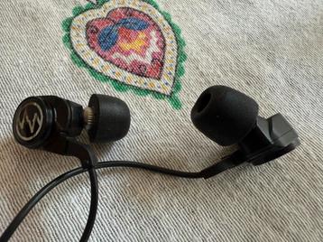 Macaw inear Headphones beschikbaar voor biedingen