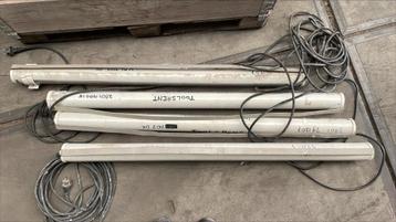 Set bouwlampen / TL-armaturen beschikbaar voor biedingen