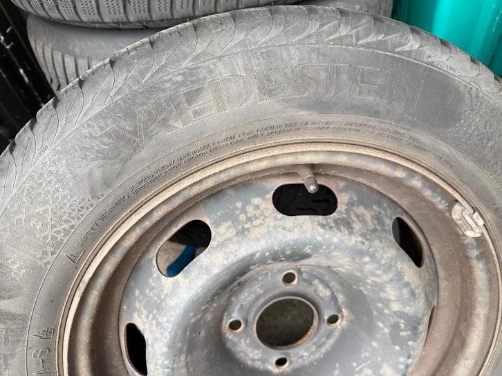 Vredestein Snowtrac winterbanden – 185/65 R15 88T M+S, Auto-onderdelen, Banden en Velgen, Banden en Velgen, Winterbanden, 15 inch