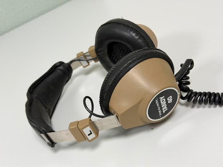 Vintage Realistic Tandy 40 audio hoofdtelefoon koptelefoon, Audio, Tv en Foto, Koptelefoons, Zo goed als nieuw, Over oor (circumaural)