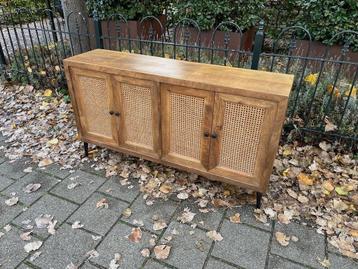 Zeer Fraai Dressoir hout met webbing Nieuw Exemplaar beschikbaar voor biedingen