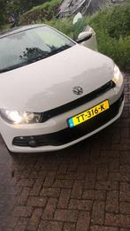 Volkswagen Scirocco 1.4 TSI 118KW DSG 2009| VOL! |NIEUWE APK, 65 €/maand, Zwart, Alcantara, Wit