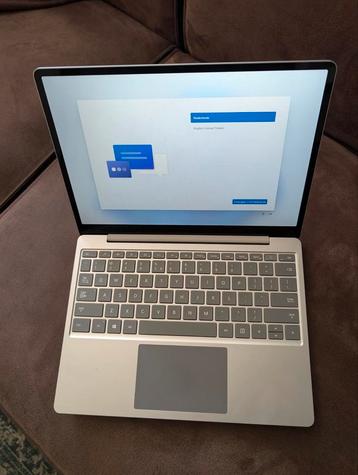 Microsoft Surface Laptop Go Windows11, i5 10th, 8GB, 256GB   beschikbaar voor biedingen