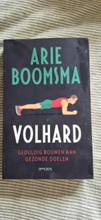 Arie Boomsma - Volhard, Ophalen of Verzenden, Zo goed als nieuw, Arie Boomsma, Mode algemeen