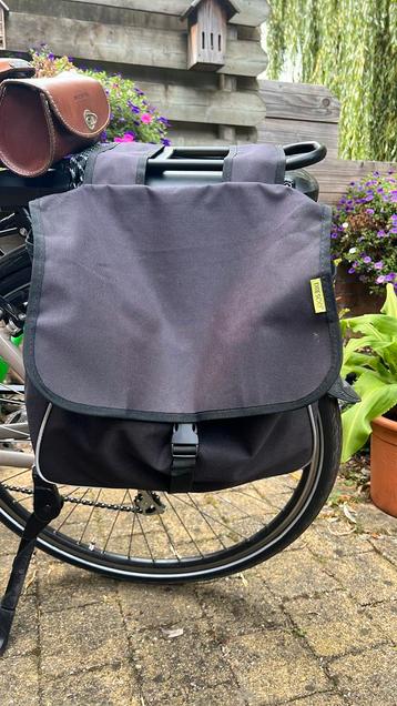 Dubbele fietstas Dresco. beschikbaar voor biedingen