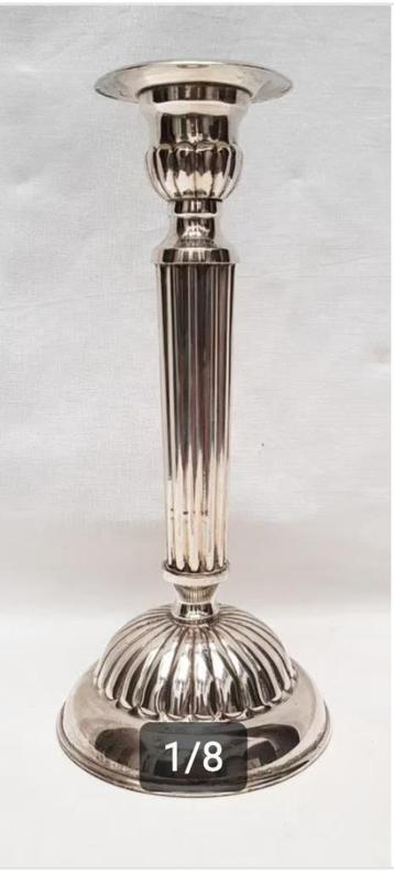 Kandelaar zilver. beschikbaar voor biedingen