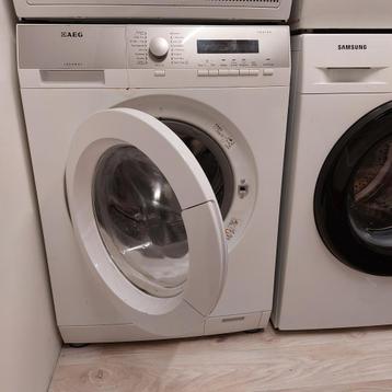 Wasmachine beschikbaar voor biedingen