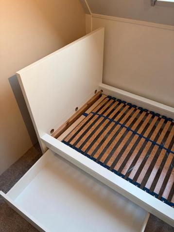 Ikea Malm eenpersoons bed met lades - afbeelding 4