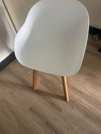 Witte design stoel, Huis en Inrichting, Stoelen, Kunststof, Wit, Ophalen of Verzenden, Zo goed als nieuw