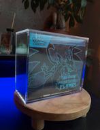 Pokémon | Phantasmal Flames ETB (+ Acryl Case), Ophalen of Verzenden, Nieuw, Boosterbox