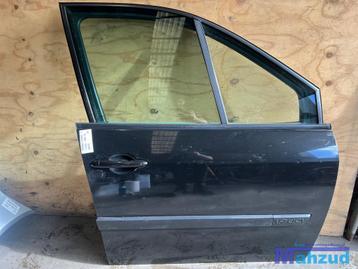 RENAULT SCENIC 2 NV676 Zwart rechts achter deur portier 2004 beschikbaar voor biedingen