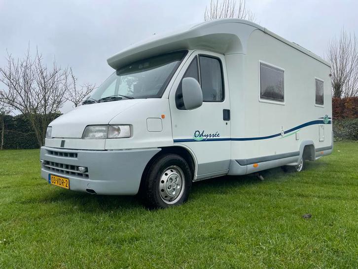 Chausson Odyssée / dakairco / scooterrek, Caravans en Kamperen, Campers, Particulier, tot en met 4, Half-integraal, Chausson, Fiat