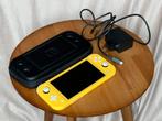 Nintendo Switch Lite Geel (incl. oplader & beschermhoes), Spelcomputers en Games, Ophalen of Verzenden, Geel, Nieuw, Met beschermhoes of tas