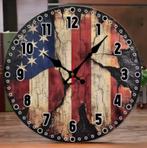 Ronde wandklok van hout Amerikaanse vlag (25cm), Ophalen of Verzenden, Nieuw, Wandklok