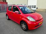 Daihatsu Sirion 2 1.0-12V Trend | Elek-Pakket | 5-DRS, Voorwielaandrijving, Gebruikt, 750 kg, Handgeschakeld