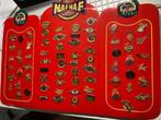 72 Speldjes Pins merk kleding NAFNAF, Ophalen of Verzenden, Nieuw, Overige onderwerpen, Speldje of Pin