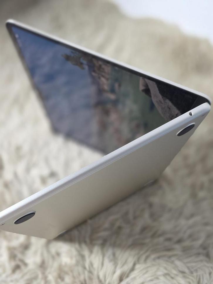 Macbook m2 2021en macbook M4 2024, Computers en Software, Apple iPads, Zo goed als nieuw, 11 inch, Ophalen of Verzenden