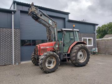 Massey Ferguson 4255 met Voorlader beschikbaar voor biedingen
