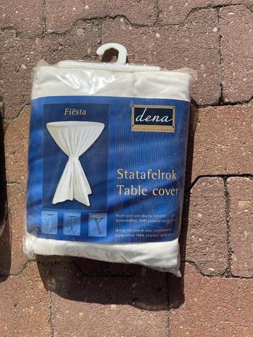 Statafelrok / Table Cover – Wit Nieuw in verpakking 3 stuks beschikbaar voor biedingen